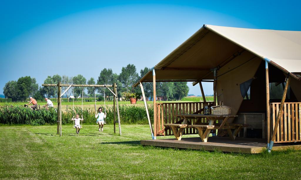 ホテル Glamping Aan De Vleterbeke Vleteren エクステリア 写真
