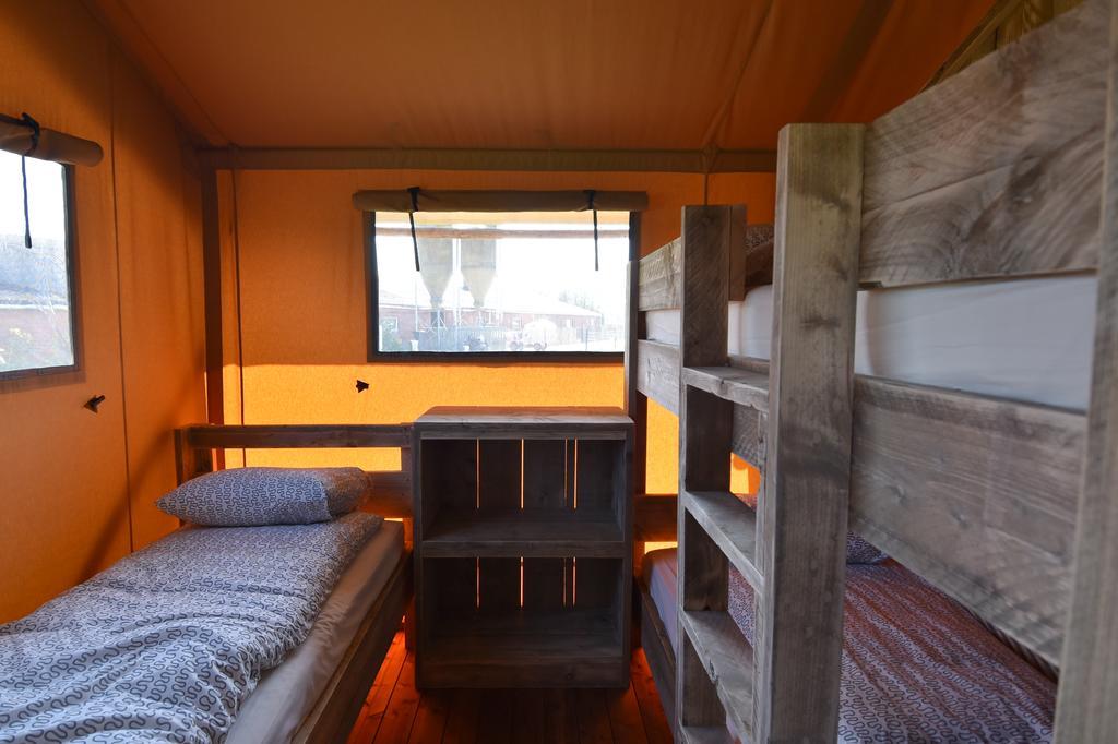 ホテル Glamping Aan De Vleterbeke Vleteren エクステリア 写真