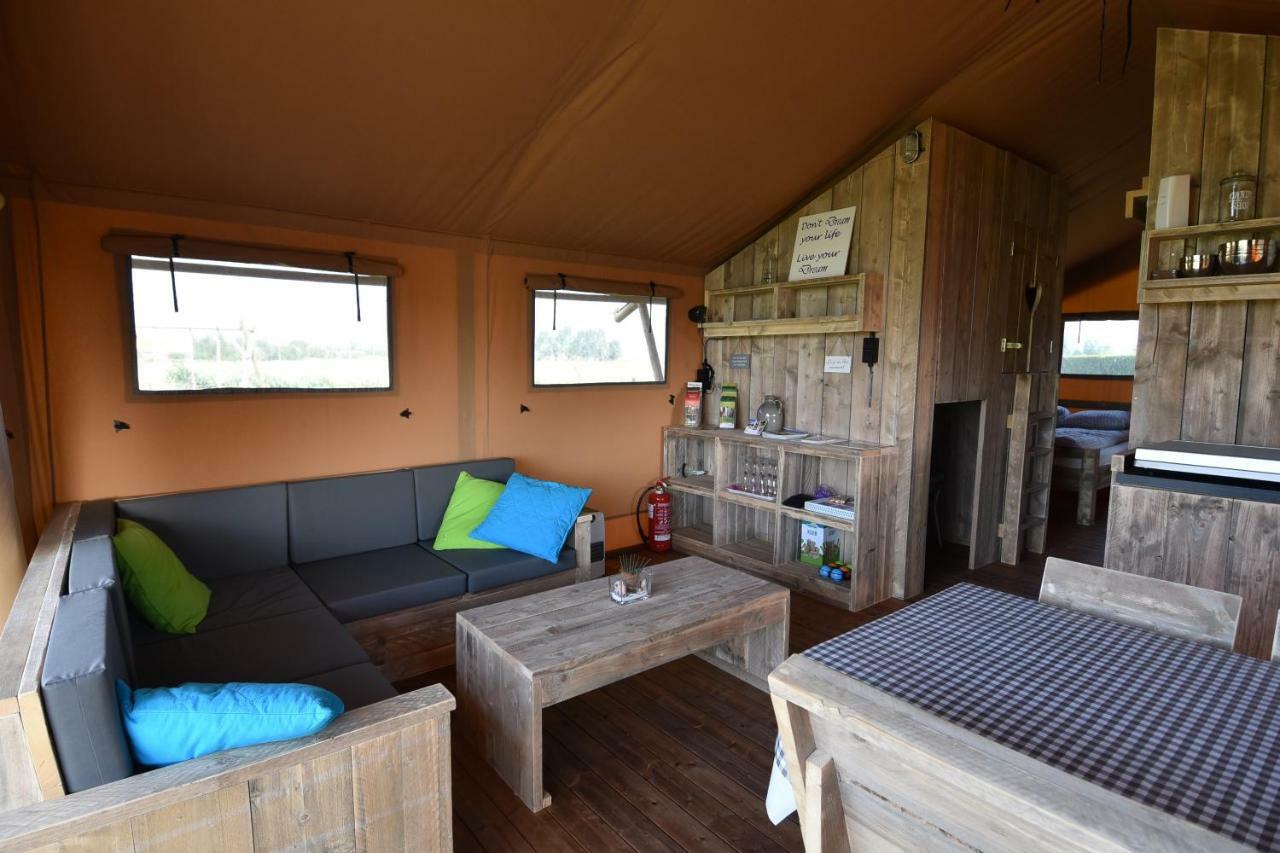 ホテル Glamping Aan De Vleterbeke Vleteren エクステリア 写真
